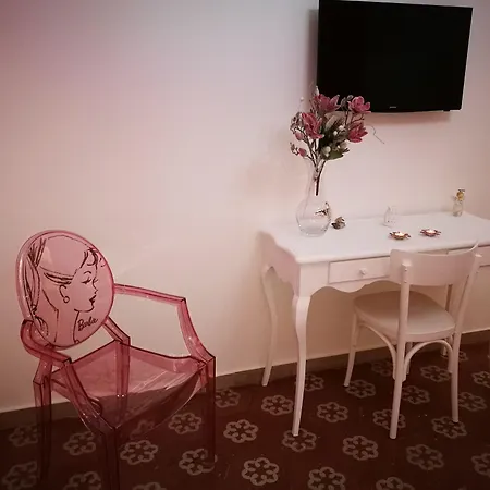 Resta Cu Mme Nápoles