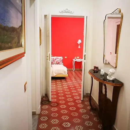 Appartement Resta Cu Mme Naples