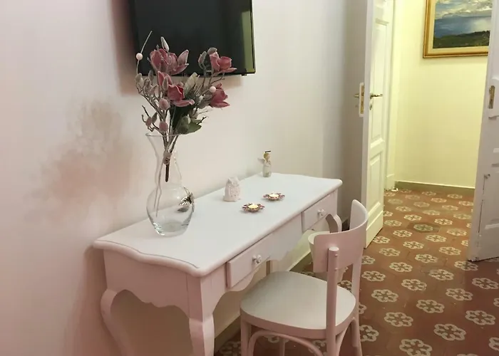 Lägenhet Resta Cu Mme Neapel